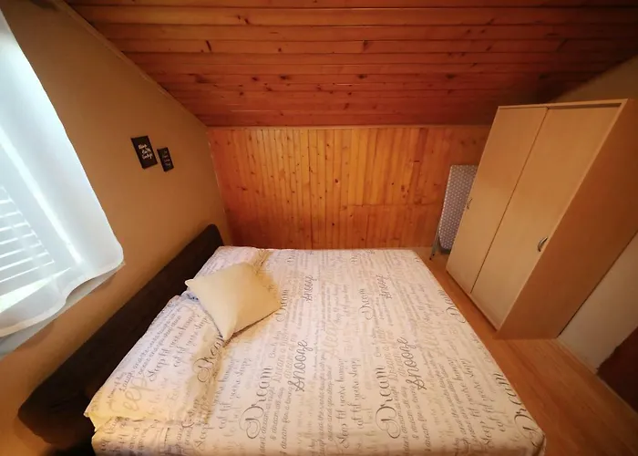 Leona Apartamento Sukošan