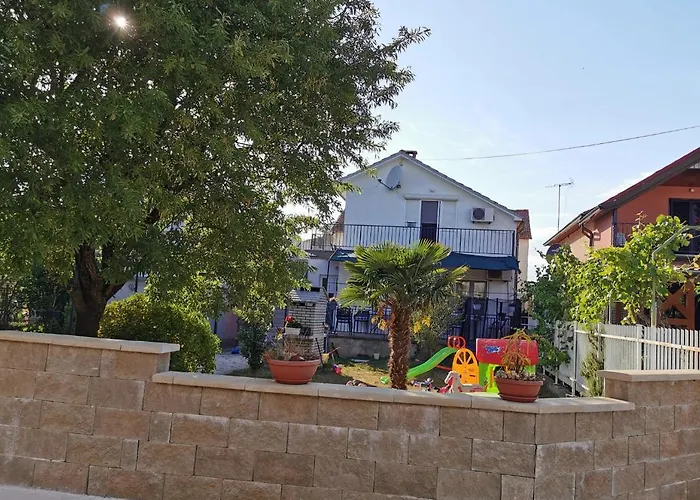 Apartament Leona Sukošan